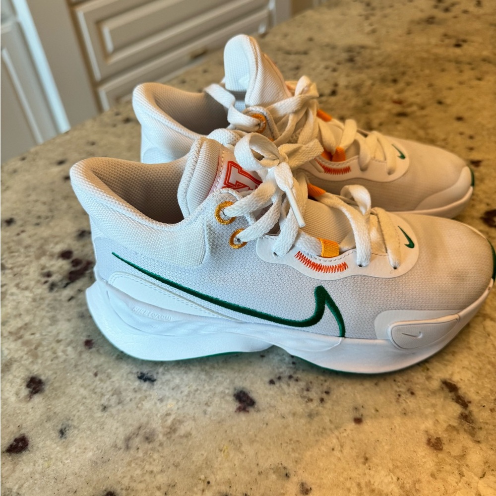 Nike Elevate 3